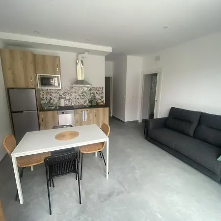 Santamira Street Apartment