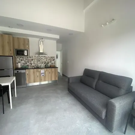 Santamira Street Apartment *