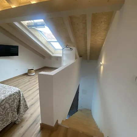 Апартаменты Santamira Street Сантильяна-дель-Мар