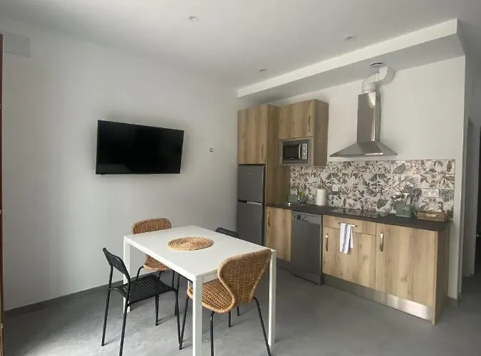 Apartment Santamira Street *